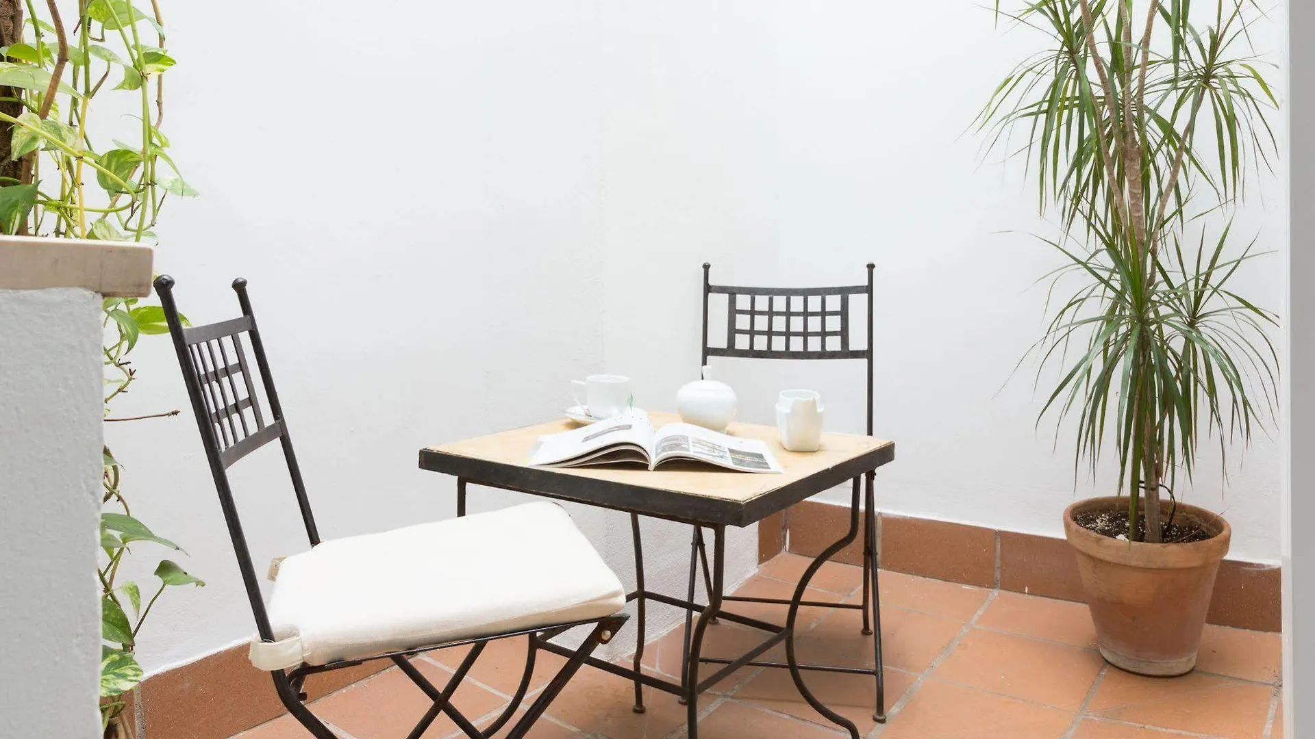 Puerta Catedral Studios Sevilla Daire